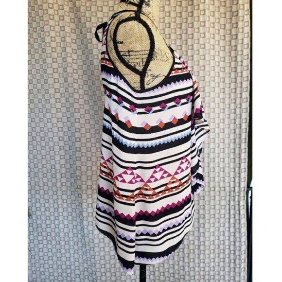 Women's Halter Sexy Open Front Low Cut Halter Tank Top XS NWOT - Picture 5 of 7